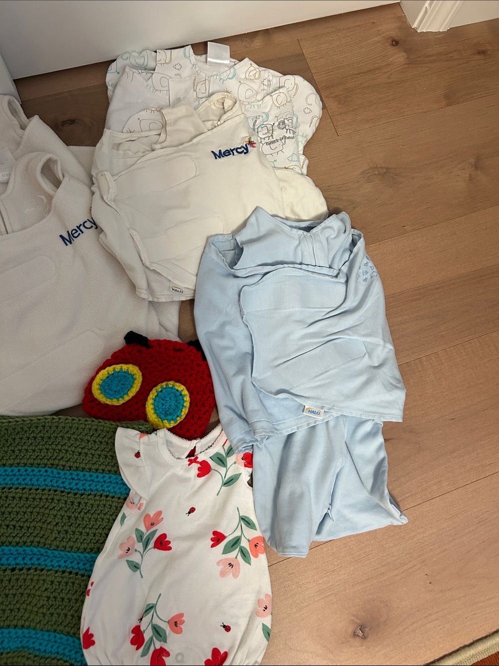 Newborn Bundle - Picture 4 of 4
